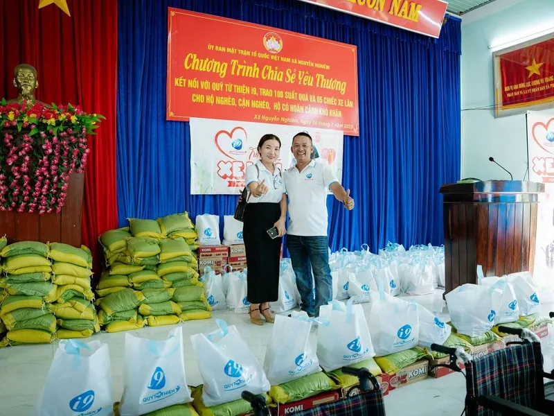 Đường dây nóng và trang web hỗ trợ địa phương